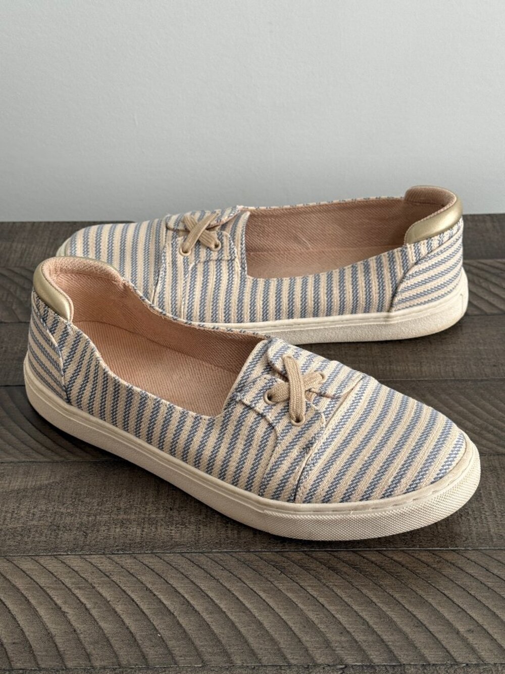 Kelly & Katie Striped Canvas Slip-On Shoes Size 9